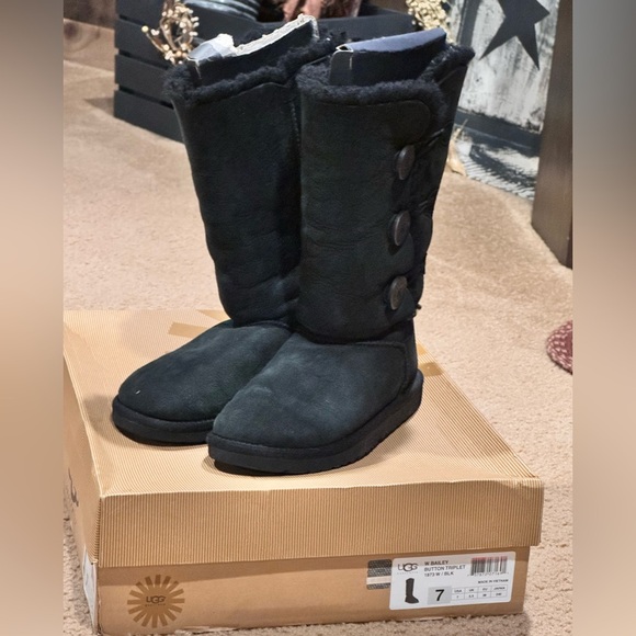 UGG Shoes - UGG Australia Bailey Button Triplet Sheepskin Boots - Women's 7